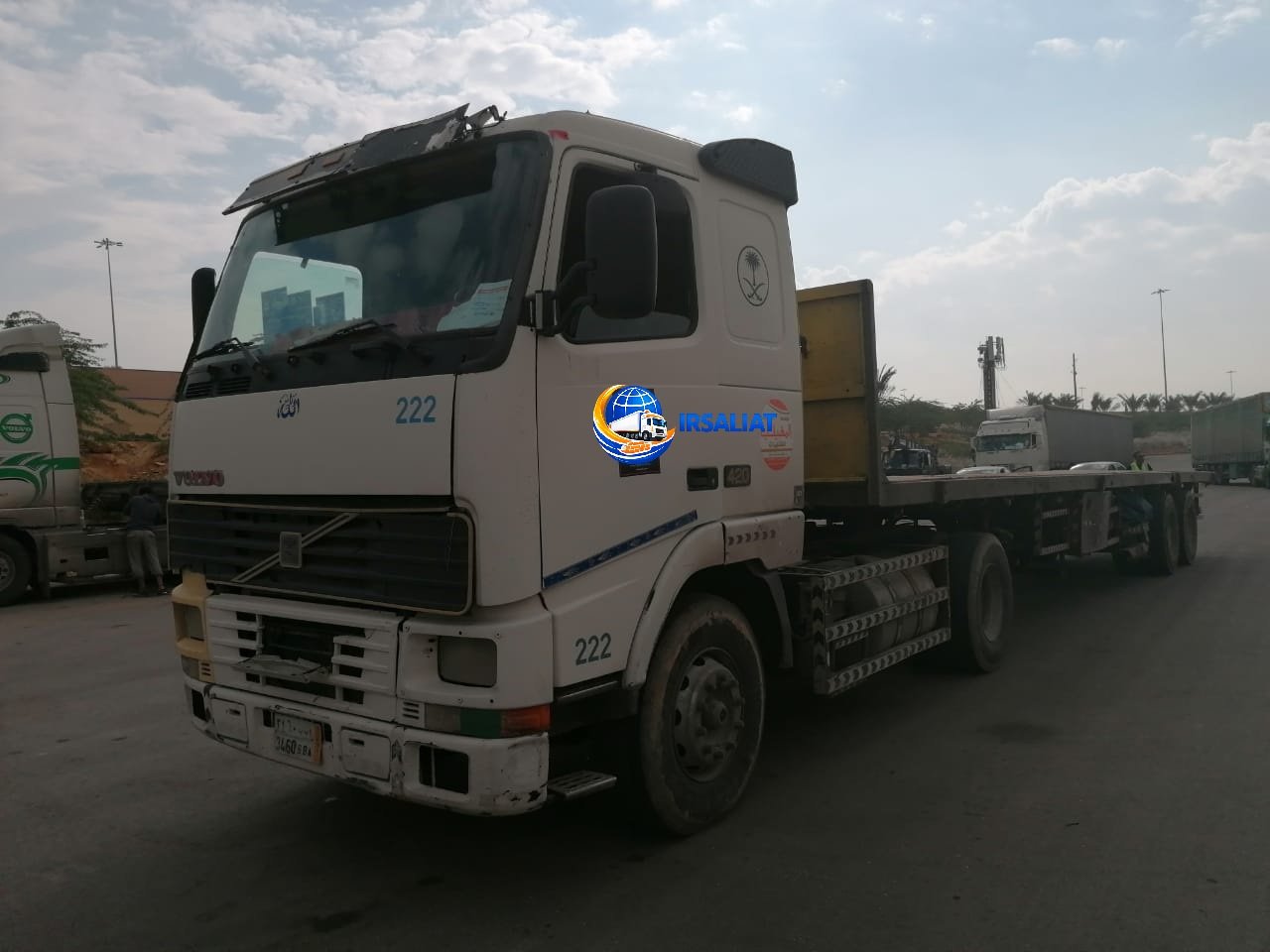 Truck with Flatbed Trailer